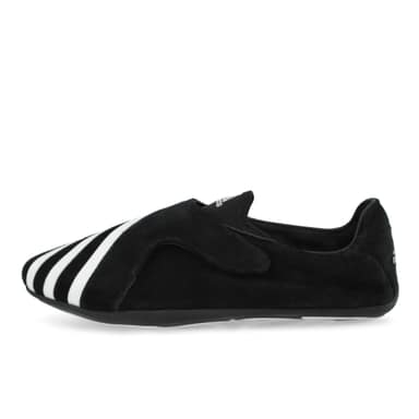 adidas vario flat earther