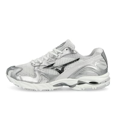 mizuno wave rider 10