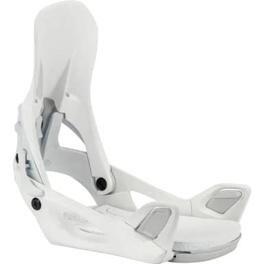 nitro woman step on snowboard bindings