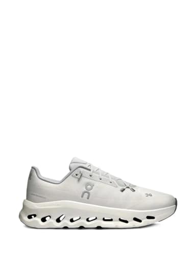 on cloudtilt sneakers