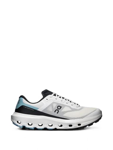 on cloudvista 3 mesh sneakers