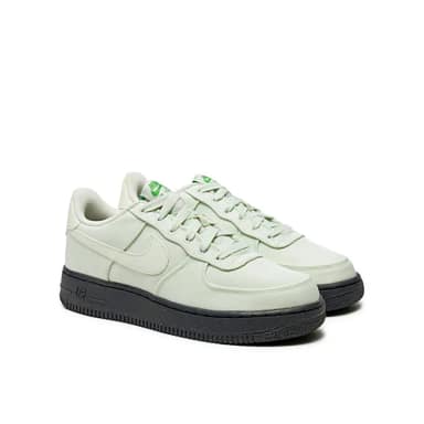 nike air force 1 lv8 3