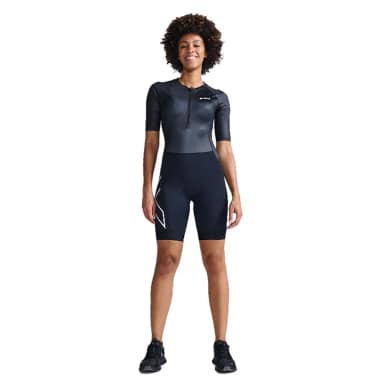 2xu трисьют с коротким рукавом core